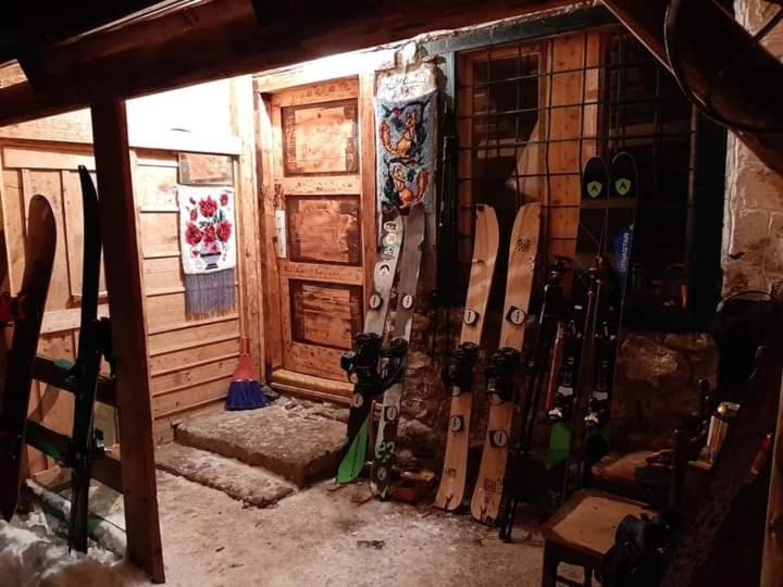 Lodge Isov Ranch